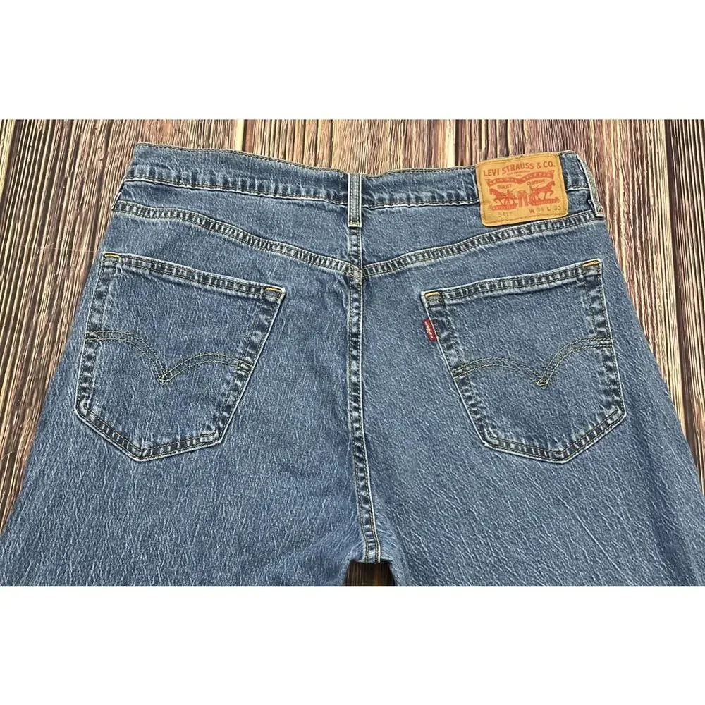 Levi's 541 Athletic Fit Light Wash Jeans Mens Size 34x30 (Measures 34x29)